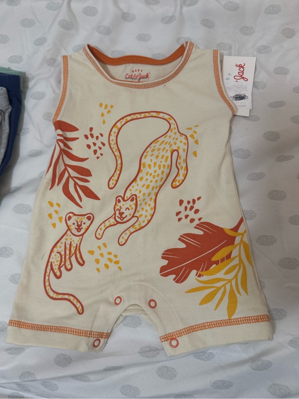 HUGE NEWBORN BUNDLE: tops, pants, swaddles, onesies- everything you’d need ! - Picture 3 of 7